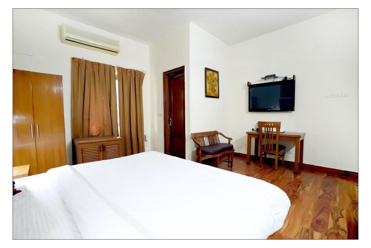 Hotel Oscar - Hauz Khas New Delhi Buitenkant foto