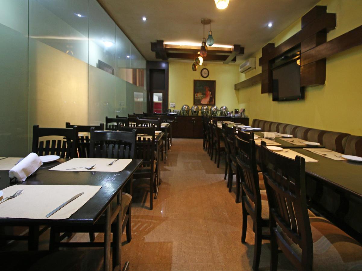 Hotel Oscar - Hauz Khas New Delhi Buitenkant foto