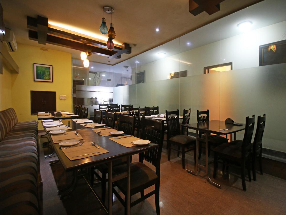Hotel Oscar - Hauz Khas New Delhi Buitenkant foto