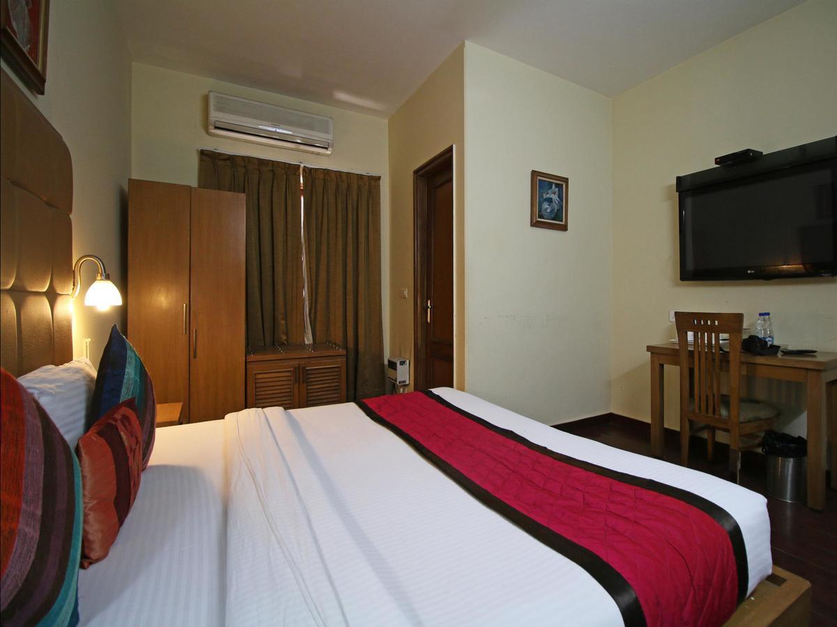 Hotel Oscar - Hauz Khas New Delhi Buitenkant foto